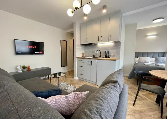 Przytulny Apartament Niedaleko Radomskiego Centrum Sportu