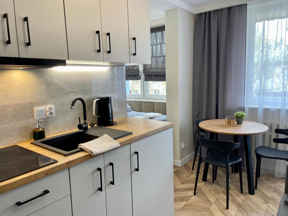 Przytulny Niedaleko Radomskiego Centrum Sportu Apartment *